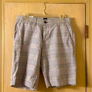 NWT GAP Size 30 Flat Front Shorts
